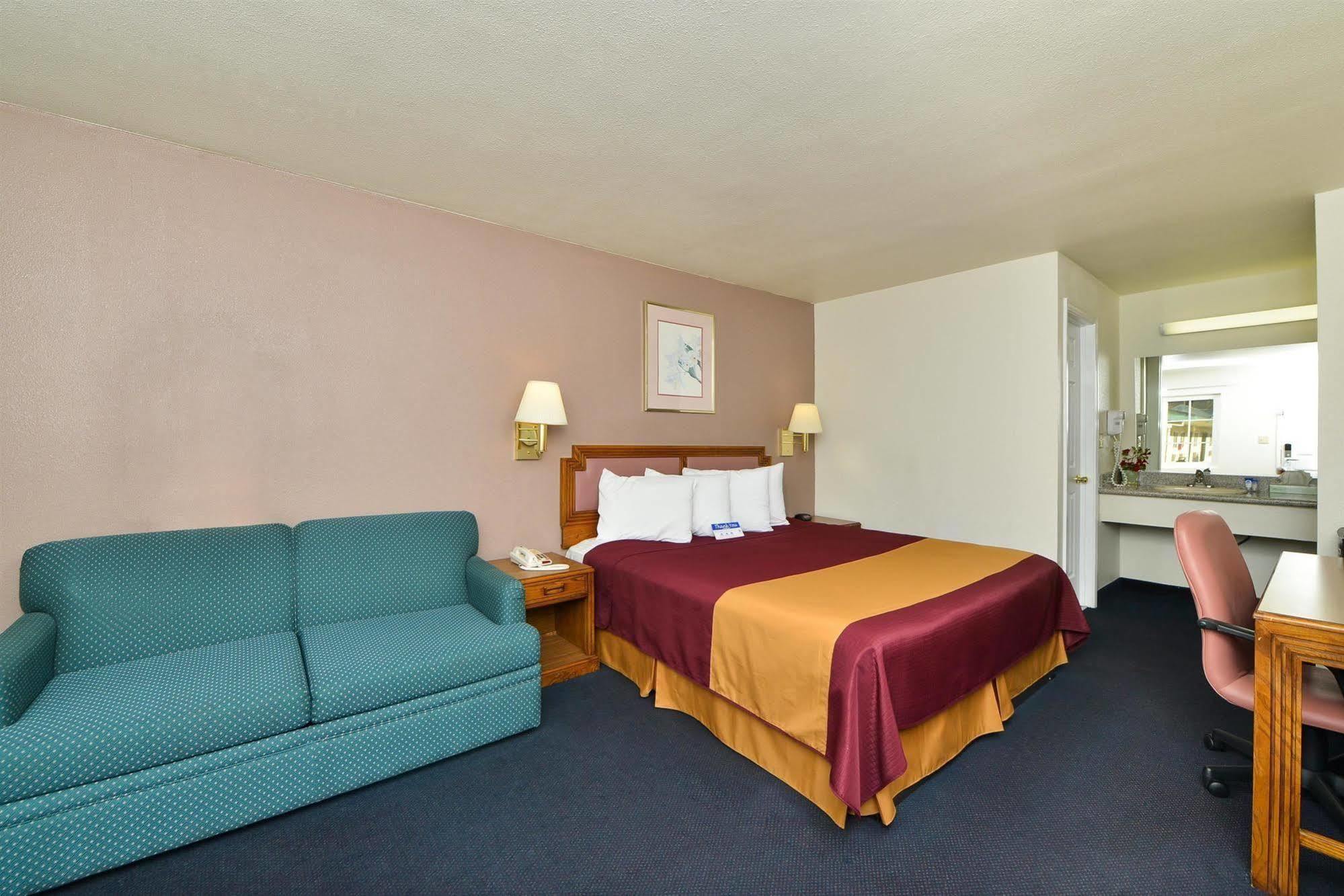 Value Inn & Suites ردينغ، كاليفورنيا المظهر الخارجي الصورة